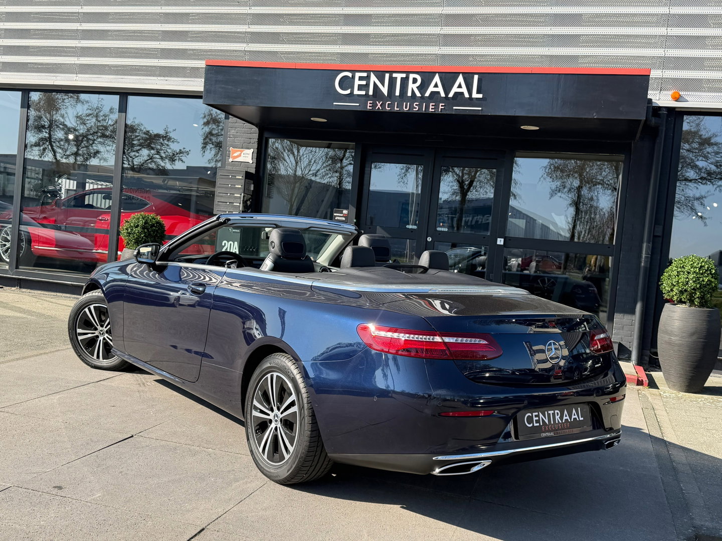 Mercedes-Benz E-Klasse Cabrio 200 Premium Massage|Leder|Ambientlight|Airscarf