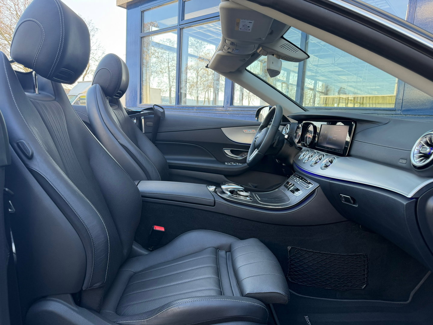 Mercedes-Benz E-Klasse Cabrio 200 Premium Massage|Leder|Ambientlight|Airscarf