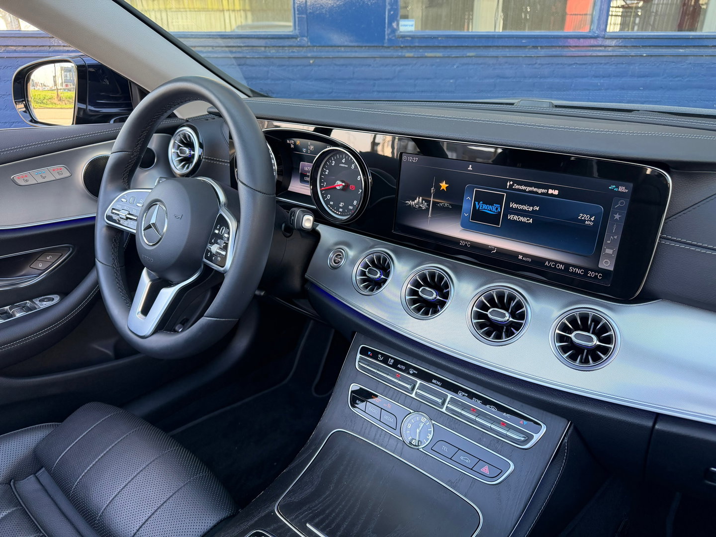 Mercedes-Benz E-Klasse Cabrio 200 Premium Massage|Leder|Ambientlight|Airscarf