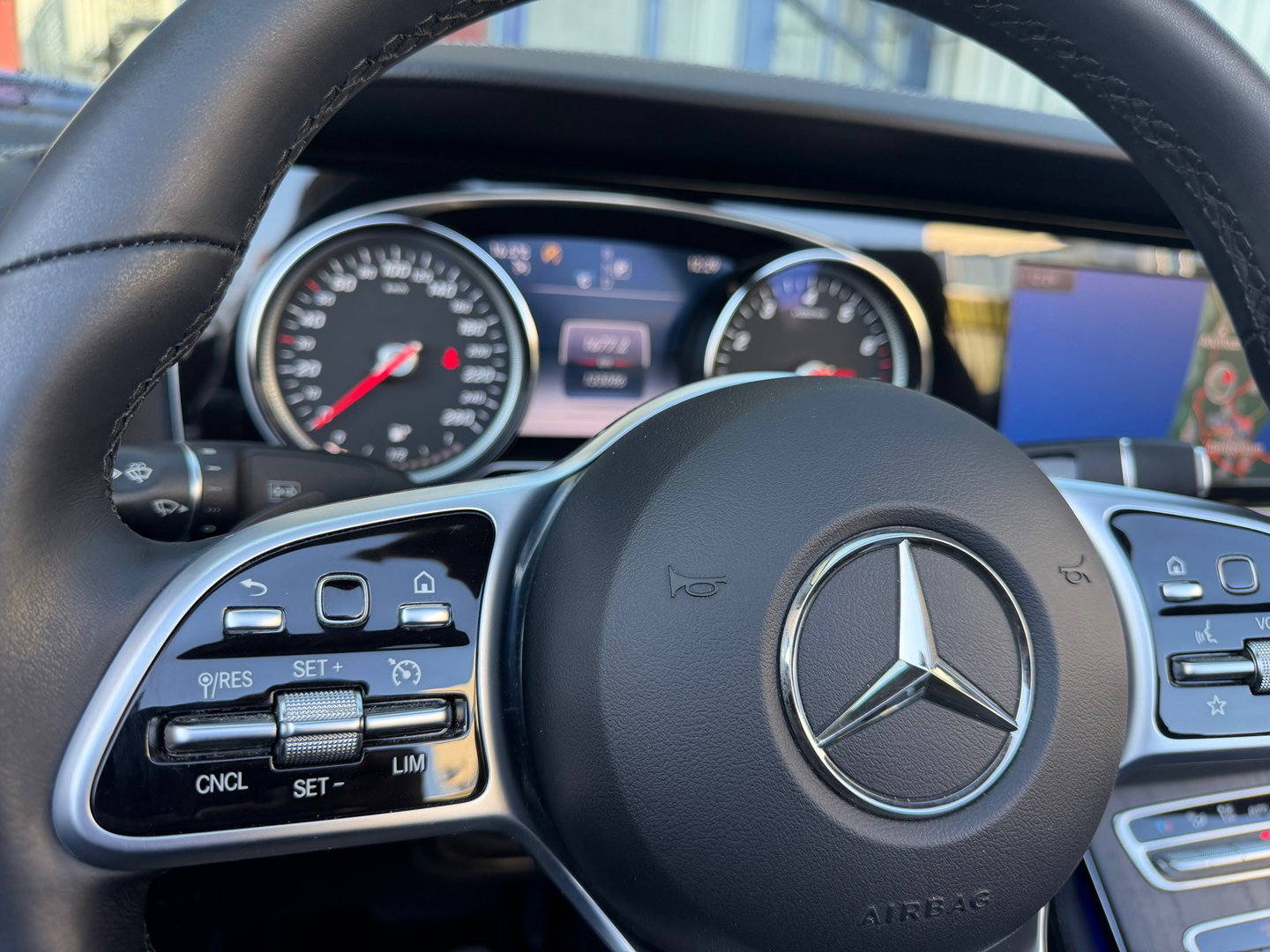 Mercedes-Benz E-Klasse Cabrio 200 Premium Massage|Leder|Ambientlight|Airscarf