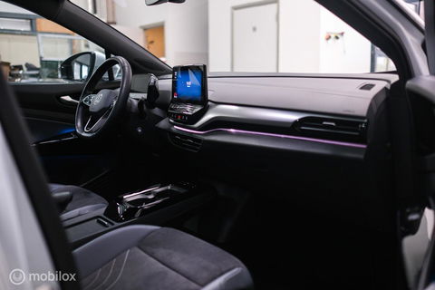 Volkswagen ID.4 Pro 77 kWh | 2023 | SOH 98% | Trekhaak | NL auto NAP | Stoelverwarming | Alcantara | Ambiance |