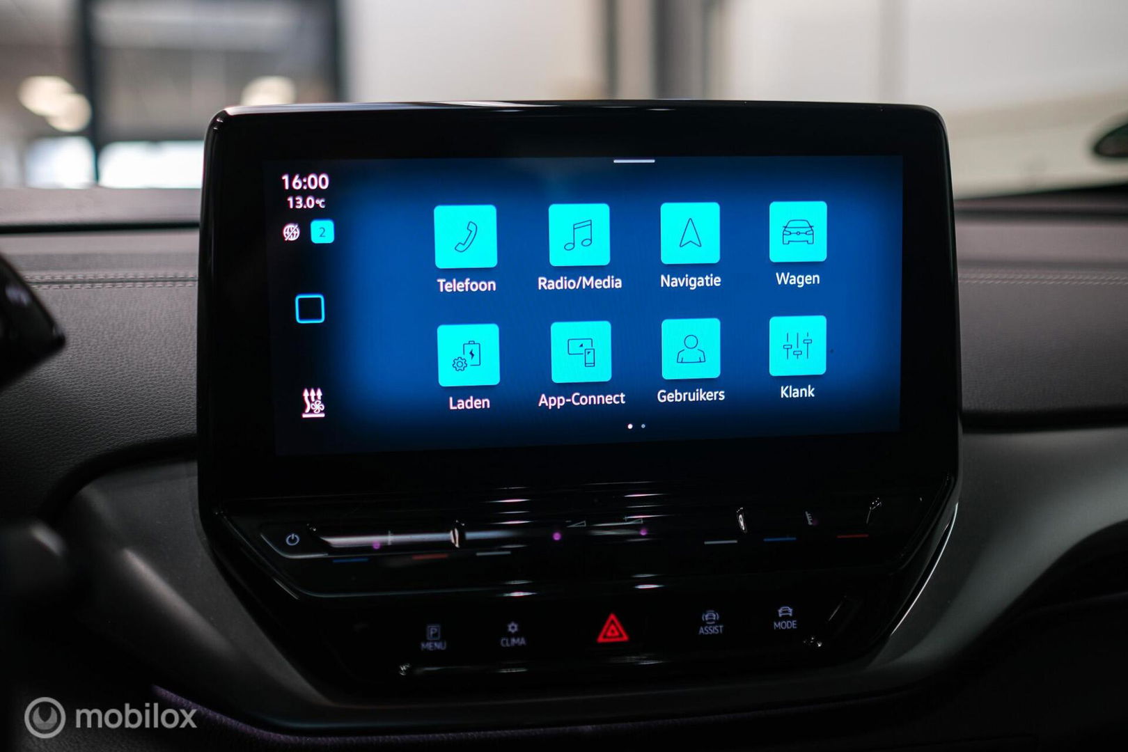 Volkswagen ID.4 Pro 77 kWh | 2023 | SOH 98% | Trekhaak | NL auto NAP | Stoelverwarming | Alcantara | Ambiance |