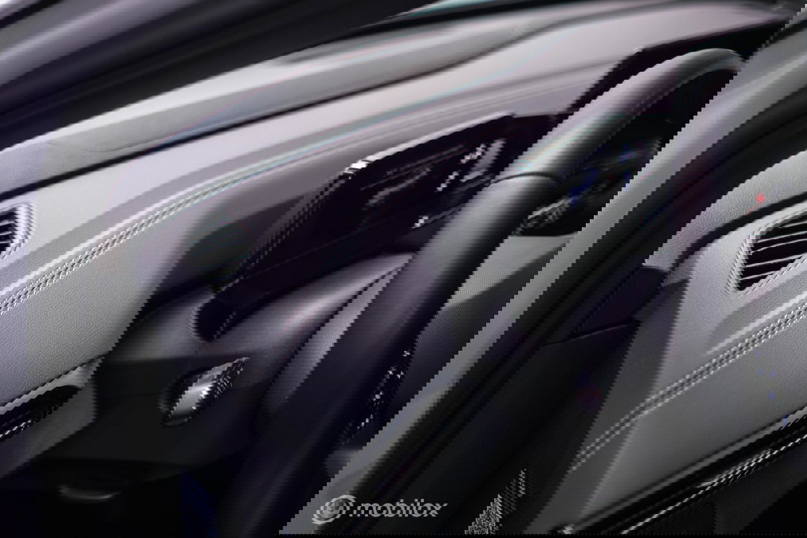 Volkswagen ID.4 Pro 77 kWh | 2023 | SOH 98% | Trekhaak | NL auto NAP | Stoelverwarming | Alcantara | Ambiance |