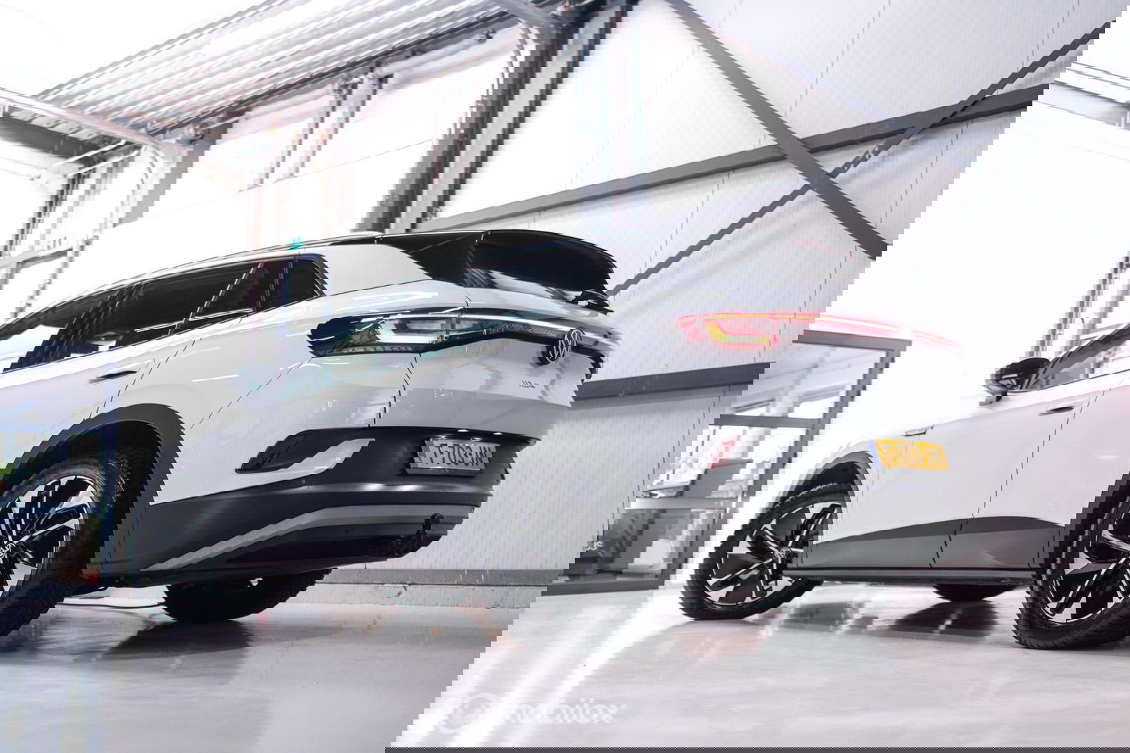 Volkswagen ID.4 Pro 77 kWh | 2023 | SOH 98% | Trekhaak | NL auto NAP | Stoelverwarming | Alcantara | Ambiance |