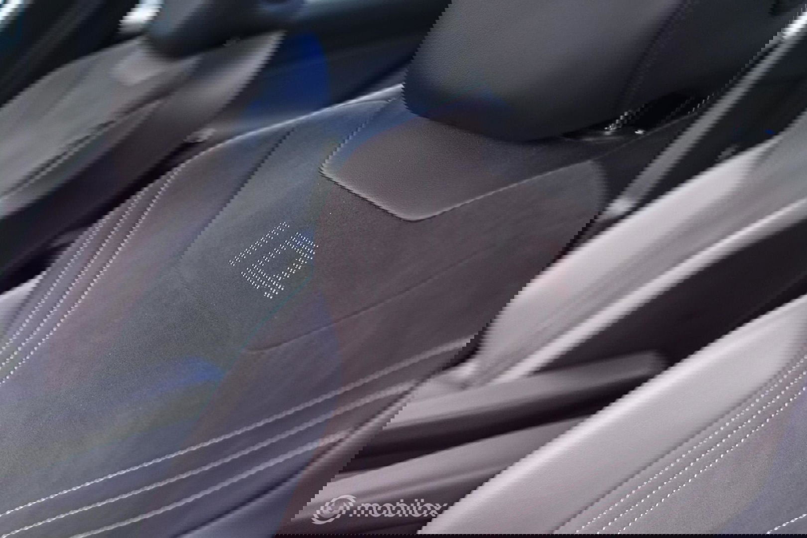 Volkswagen ID.4 Pro 77 kWh | 2023 | SOH 98% | Trekhaak | NL auto NAP | Stoelverwarming | Alcantara | Ambiance |