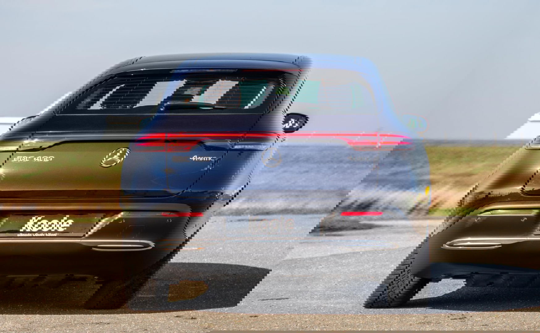 Mercedes-Benz EQC 400 4MATIC Luxury Line 80 kWh CAMERA / MEMMORY / STOELVERWARMING / LEER / DEALER ONDERHOUDEN