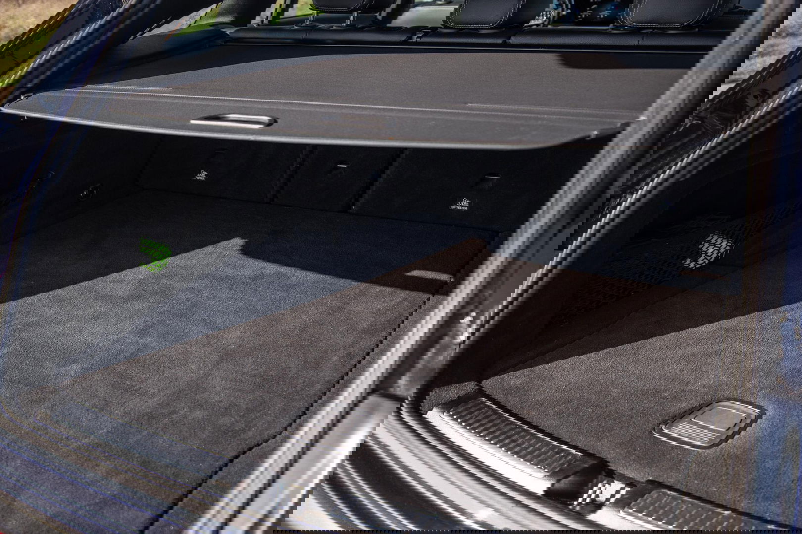 Mercedes-Benz EQC 400 4MATIC Luxury Line 80 kWh CAMERA / MEMMORY / STOELVERWARMING / LEER / DEALER ONDERHOUDEN