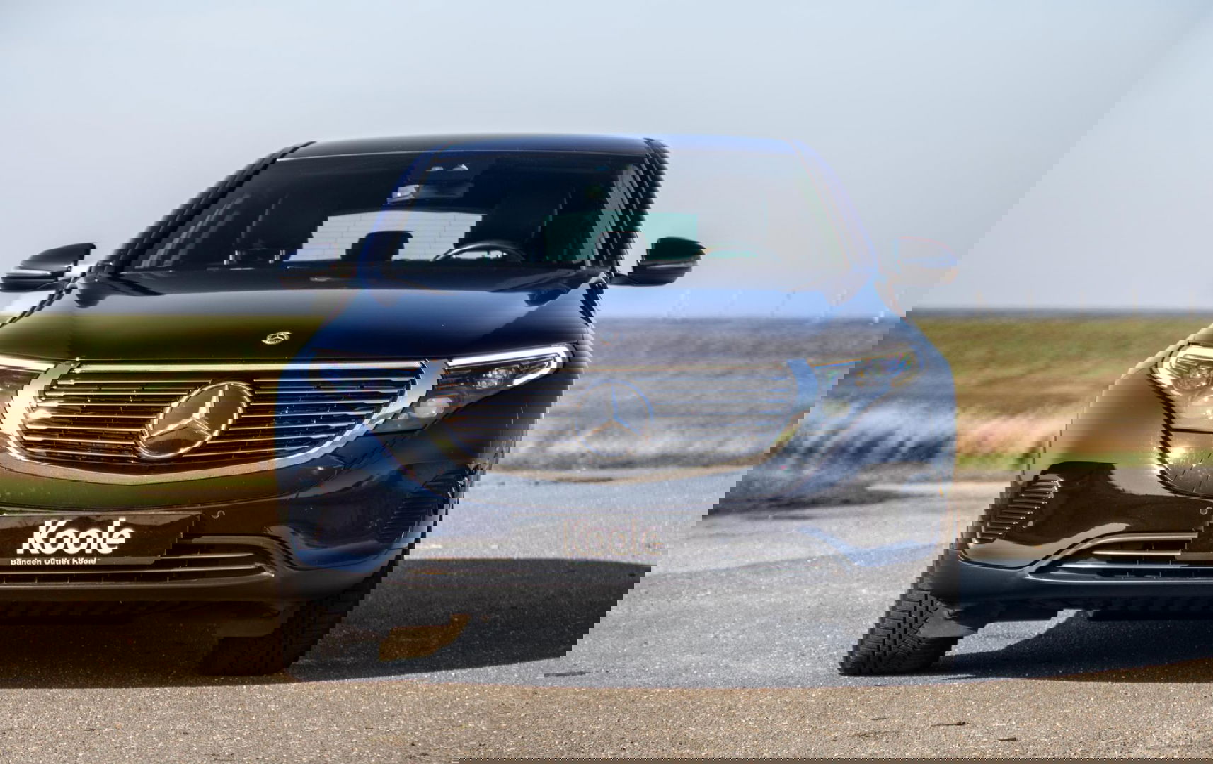 Mercedes-Benz EQC 400 4MATIC Luxury Line 80 kWh CAMERA / MEMMORY / STOELVERWARMING / LEER / DEALER ONDERHOUDEN