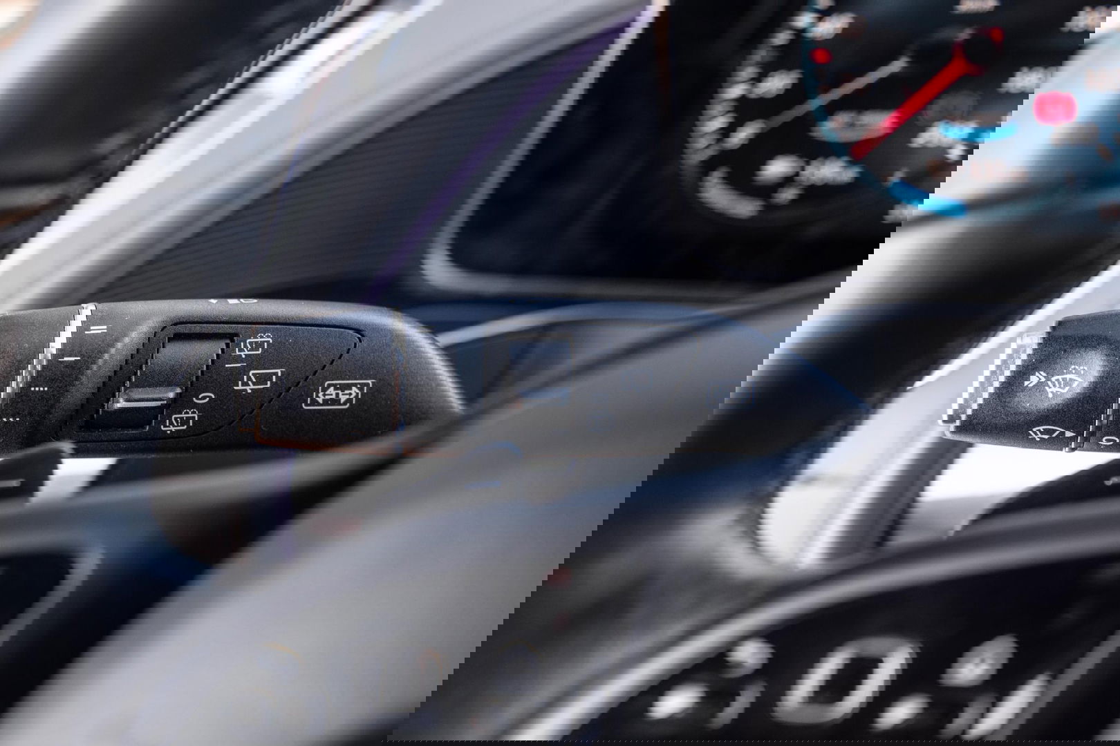 Mercedes-Benz EQC 400 4MATIC Luxury Line 80 kWh CAMERA / MEMMORY / STOELVERWARMING / LEER / DEALER ONDERHOUDEN