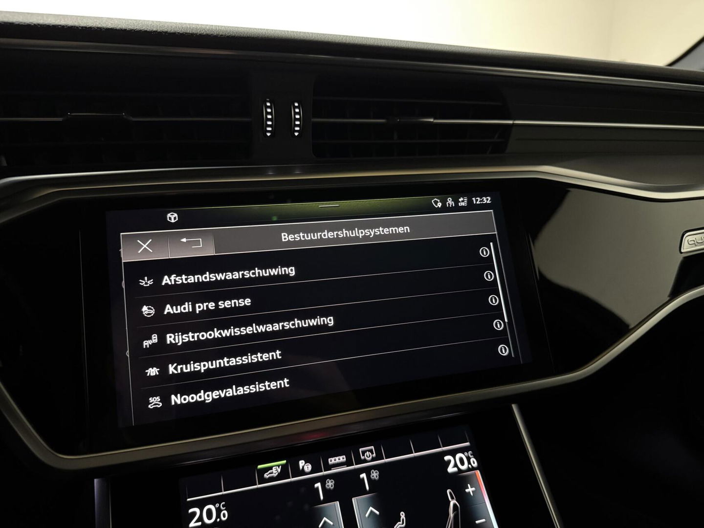 Audi A6 Avant 55 TFSIe Quattro Competition S-Line Pano Leer 360° Trekh.