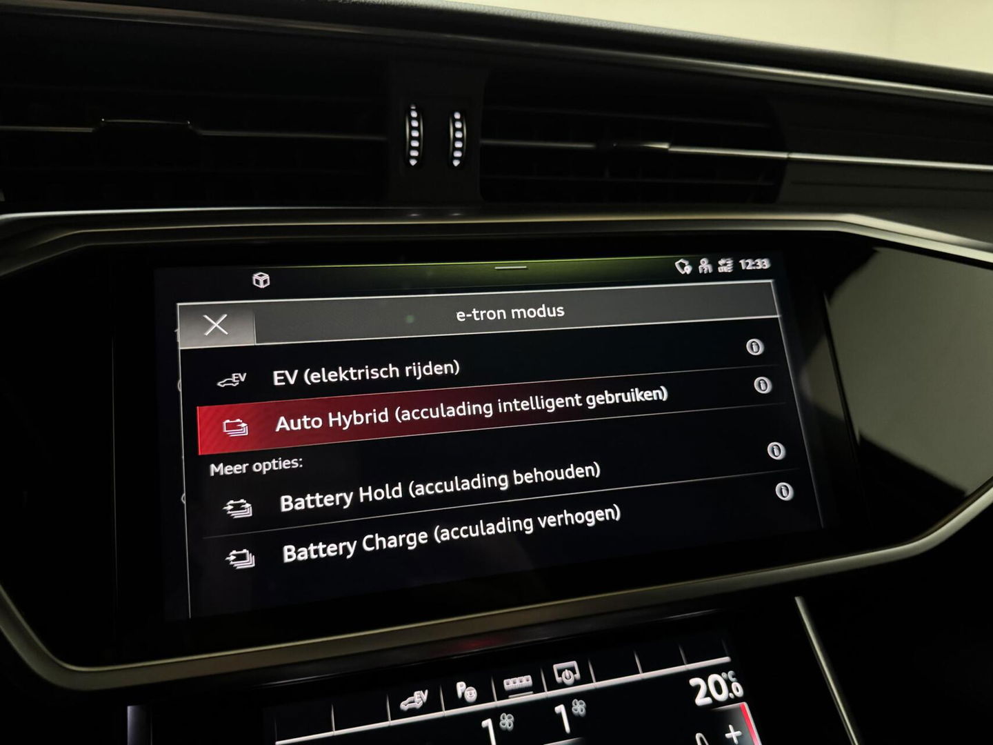 Audi A6 Avant 55 TFSIe Quattro Competition S-Line Pano Leer 360° Trekh.