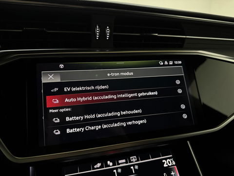 Audi A6 Avant 55 TFSIe Quattro Competition S-Line Pano Leer 360° Trekh.