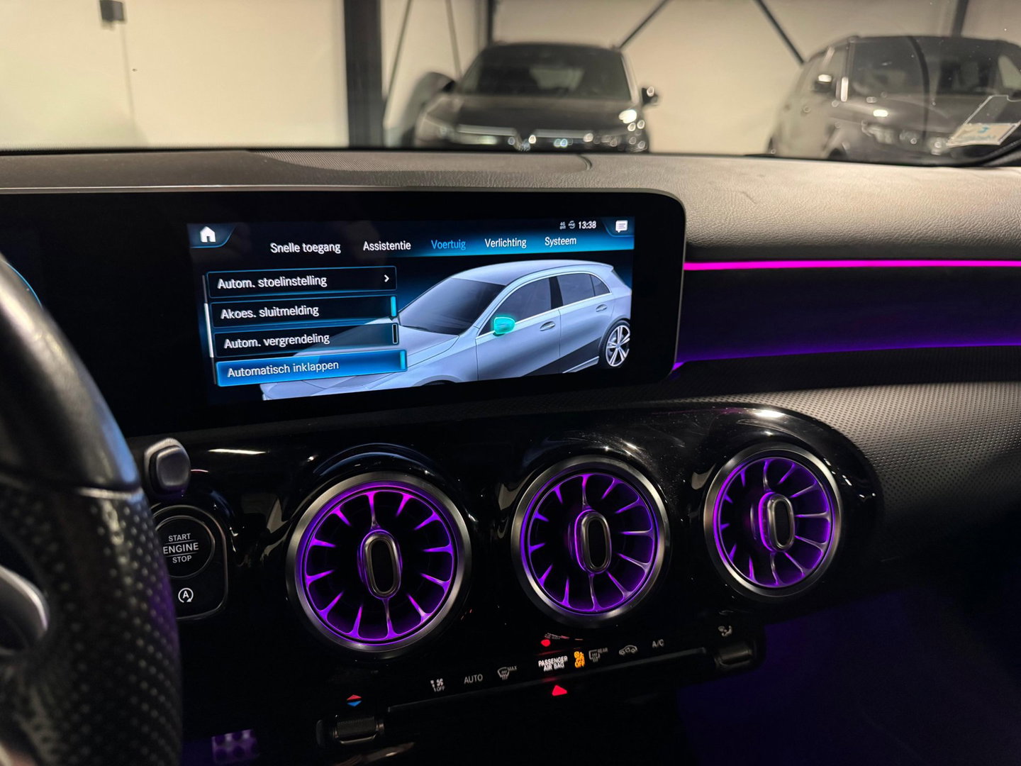 Mercedes-Benz A-Klasse 200 AMG PANO MEMORY SFEER VOL'