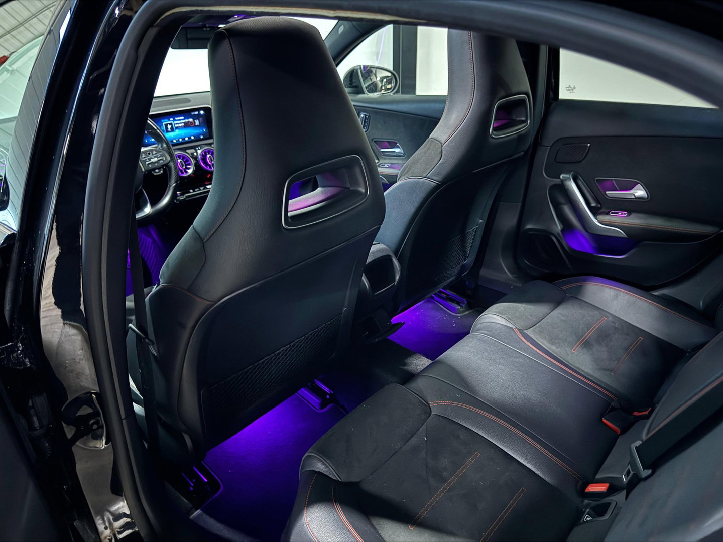 Mercedes-Benz A-Klasse 200 AMG PANO MEMORY SFEER VOL'