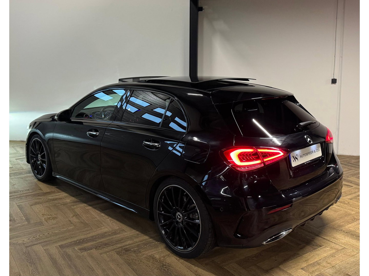 Mercedes-Benz A-Klasse 200 AMG PANO MEMORY SFEER VOL'