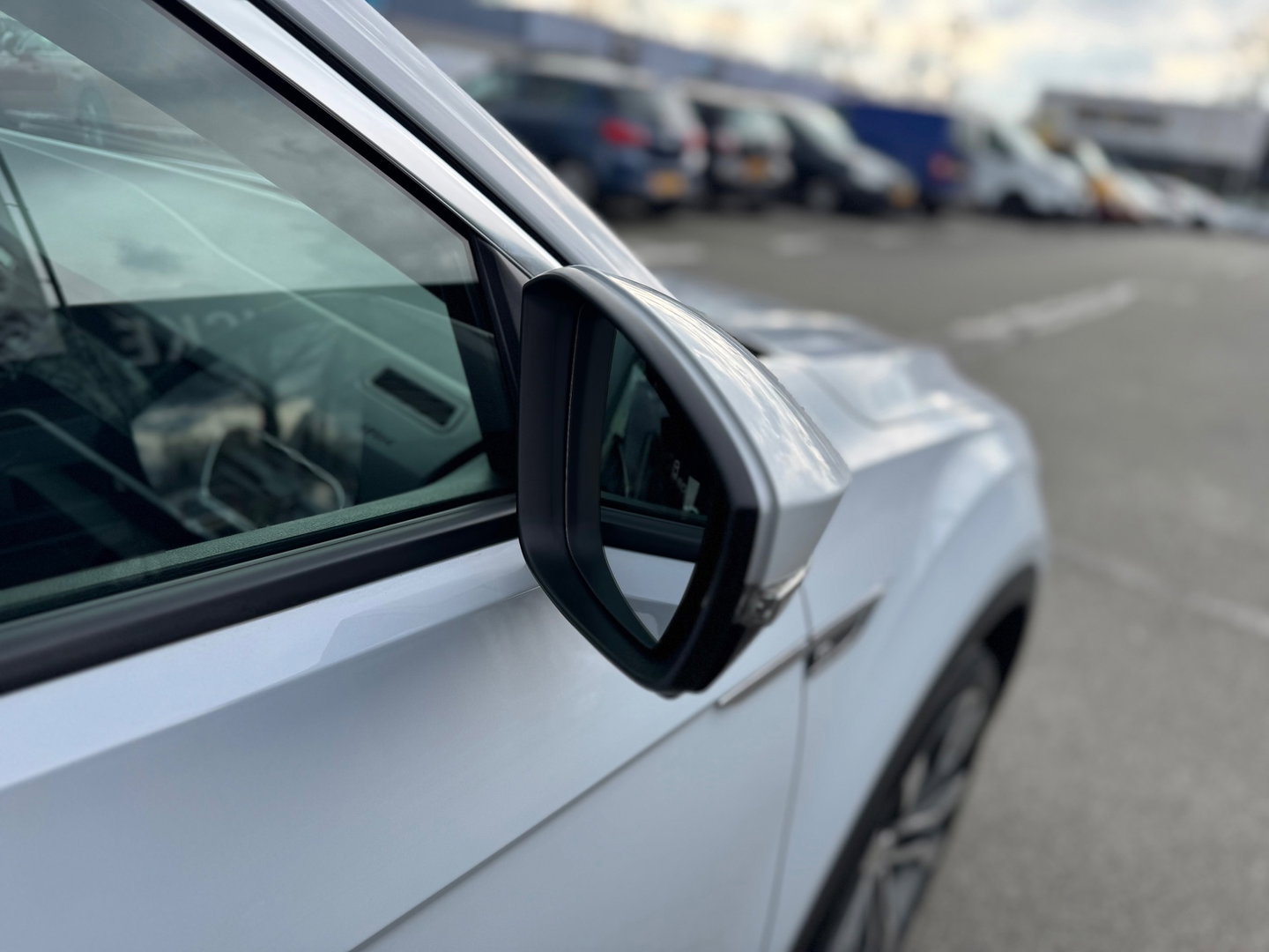 Volkswagen T-Roc 2.0 TSI 4Motion Pano 3X R Line DSG Camera Led 190PK