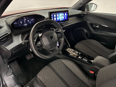 Peugeot 2008 1.2 PureTech 130 Allure 360° Carplay Cruise Trekh.