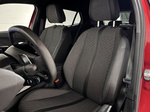 Peugeot 2008 1.2 PureTech 130 Allure 360° Carplay Cruise Trekh.