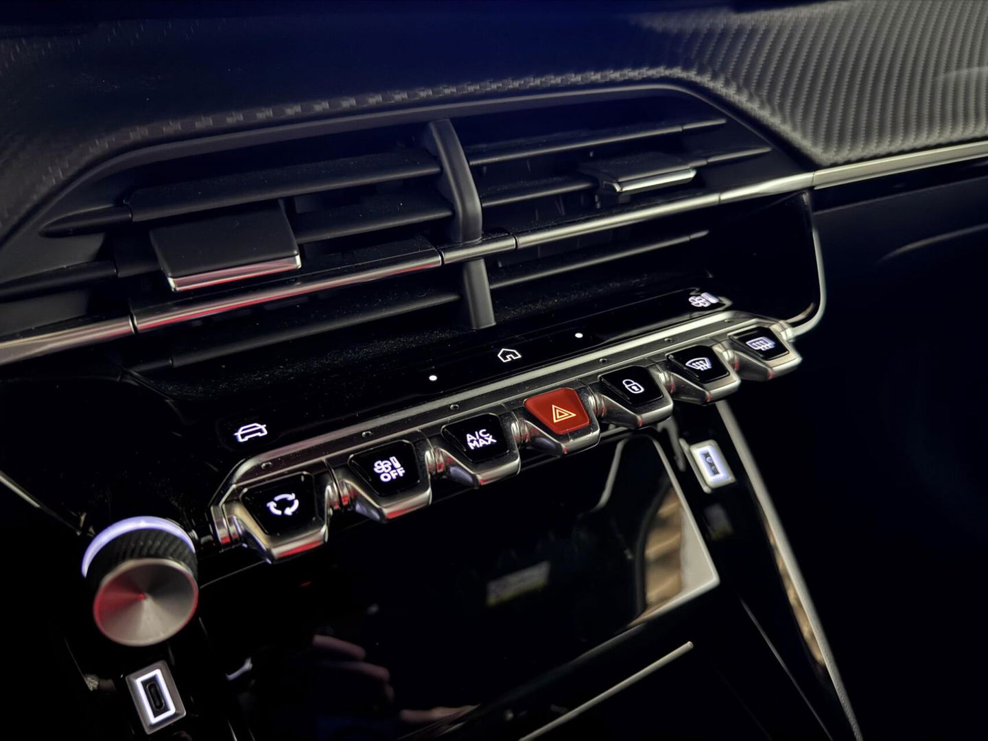 Peugeot 2008 1.2 PureTech 130 Allure 360° Carplay Cruise Trekh.