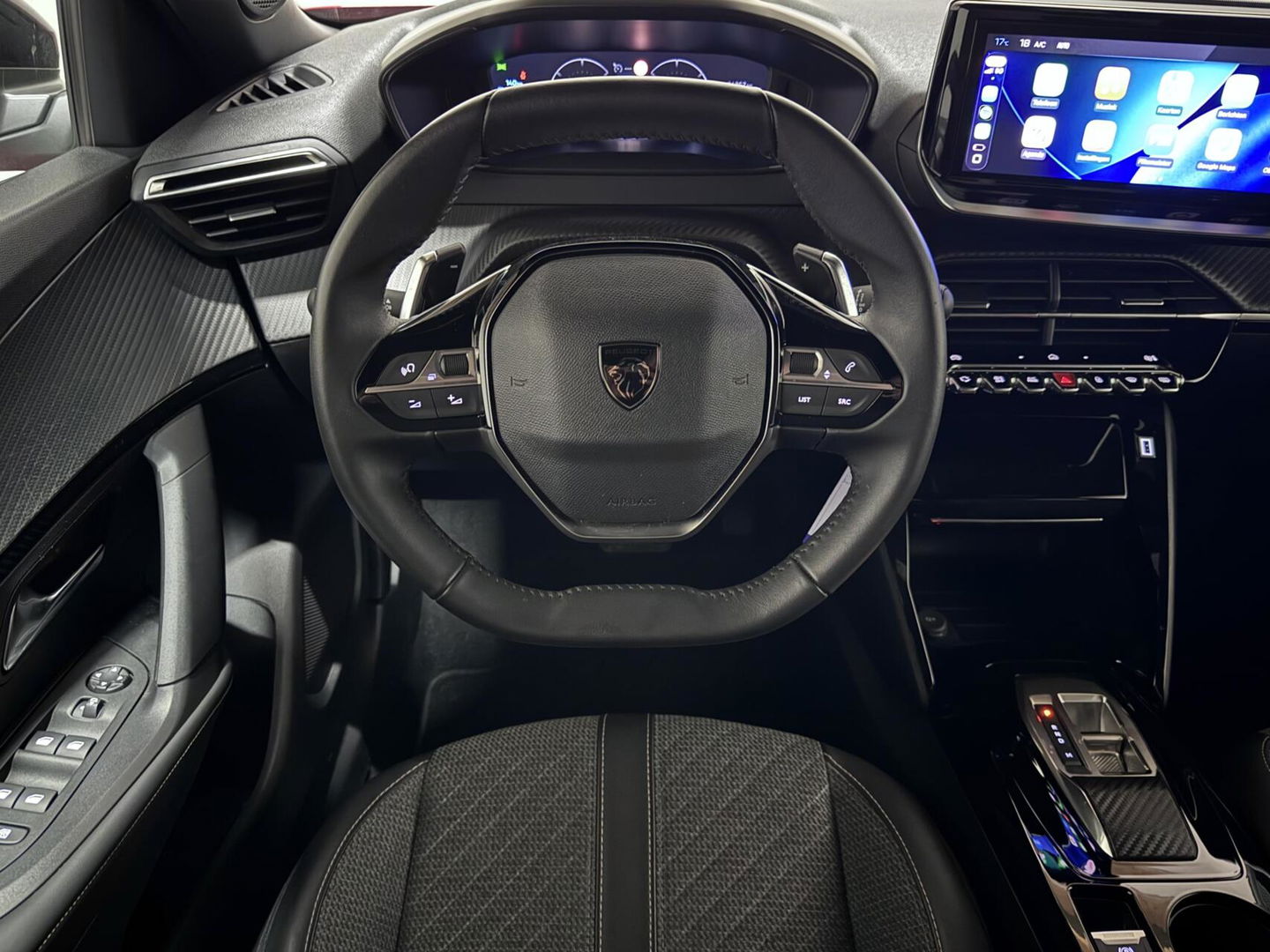 Peugeot 2008 1.2 PureTech 130 Allure 360° Carplay Cruise Trekh.