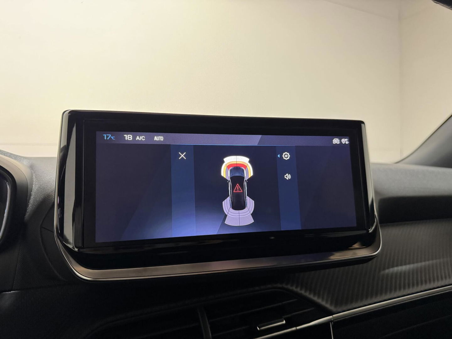 Peugeot 2008 1.2 PureTech 130 Allure 360° Carplay Cruise Trekh.