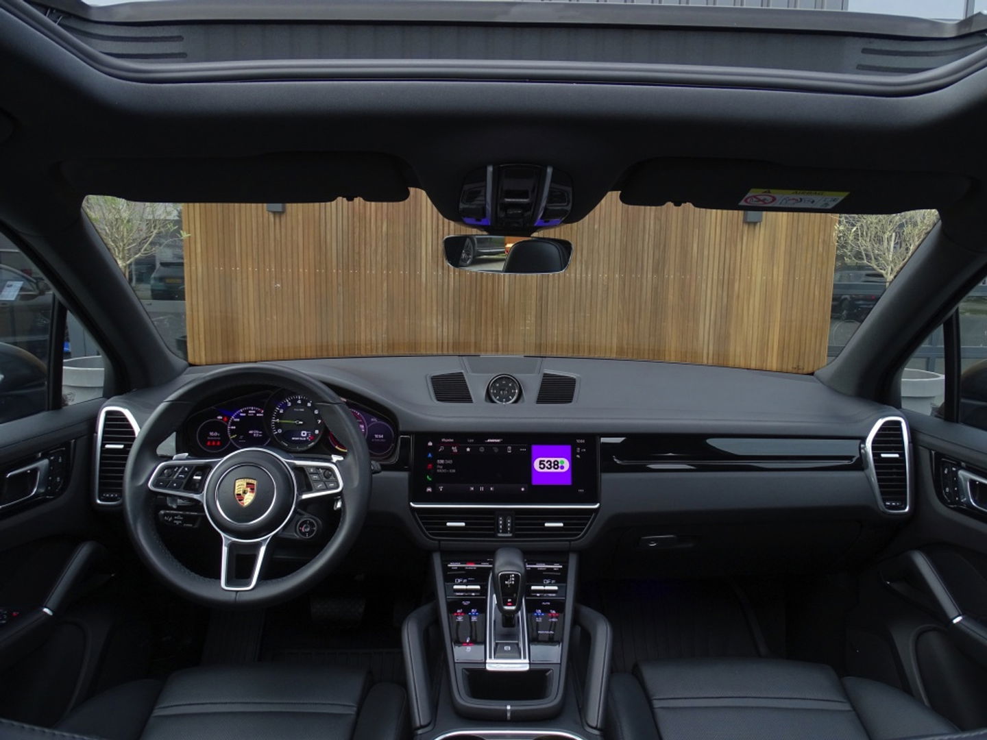 Porsche Cayenne 3.0 E-Hybrid 462PK / Platinum Edit. / 2022 / 360°