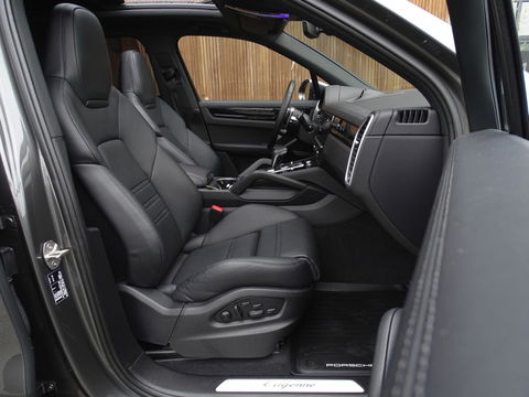 Porsche Cayenne 3.0 E-Hybrid 462PK / Platinum Edit. / 2022 / 360°