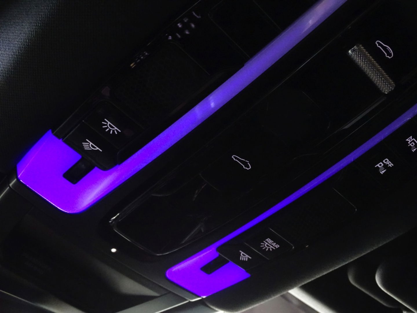 Porsche Cayenne 3.0 E-Hybrid 462PK / Platinum Edit. / 2022 / 360°