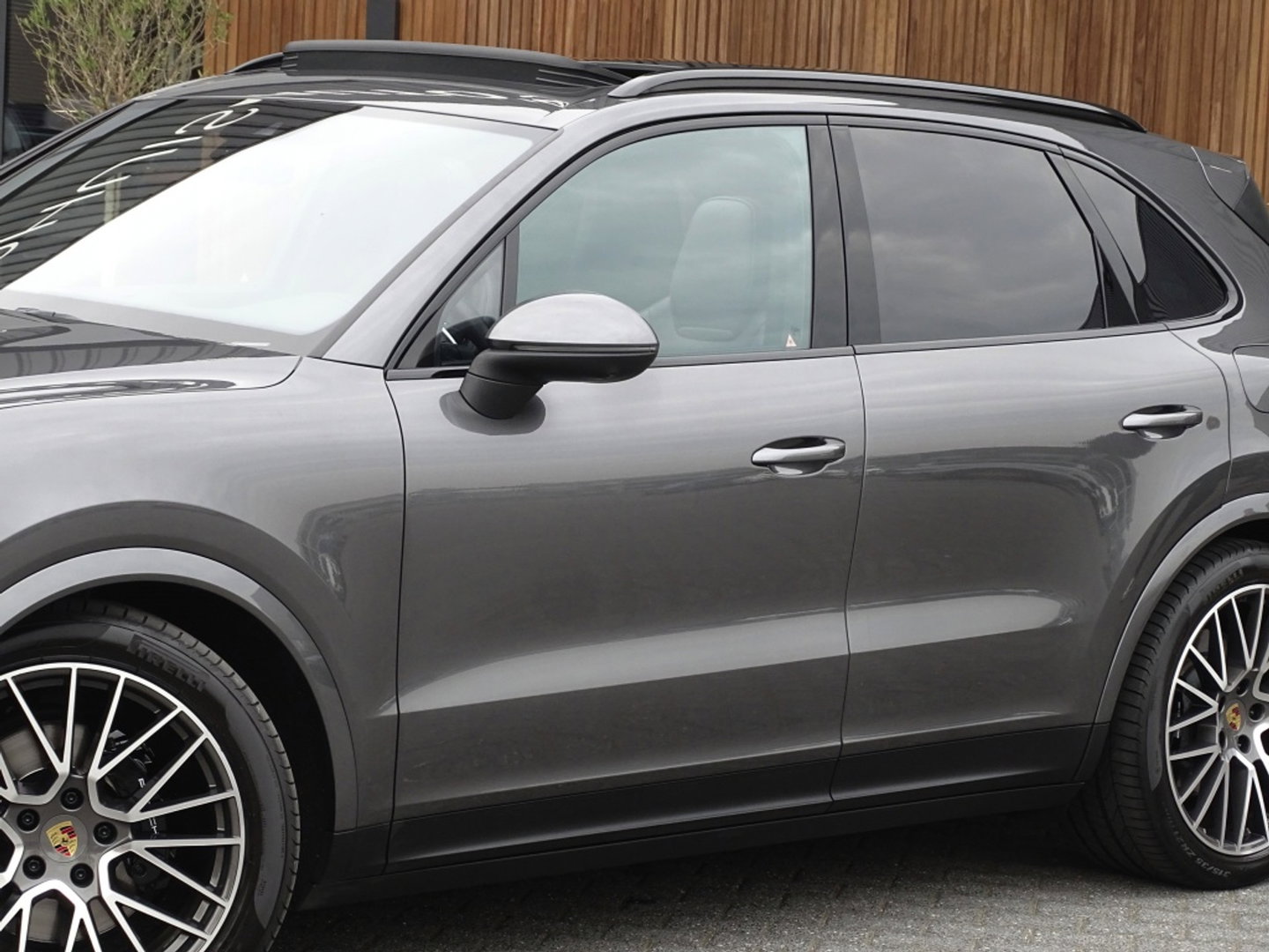 Porsche Cayenne 3.0 E-Hybrid 462PK / Platinum Edit. / 2022 / 360°