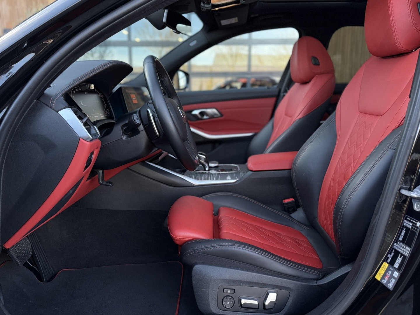 BMW 3-serie 330e 292PK / High Executive / Individual / Luxury Line