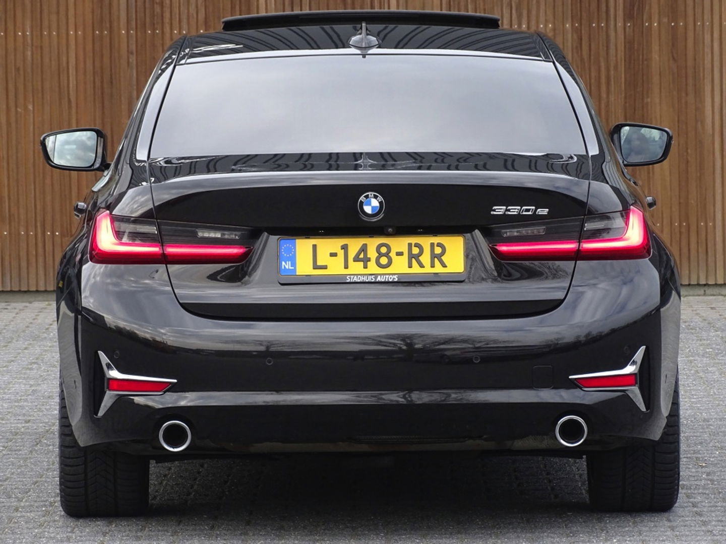 BMW 3-serie 330e 292PK / High Executive / Individual / Luxury Line