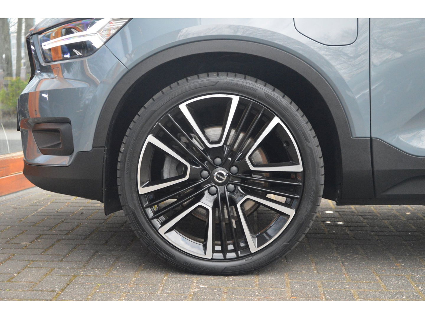 Volvo XC40 T5 Hybride Inscription | Panoramadak | 360° Camera | Harman/Kardon | Stoel + Stuur Verwarming | BLIS | VOC |