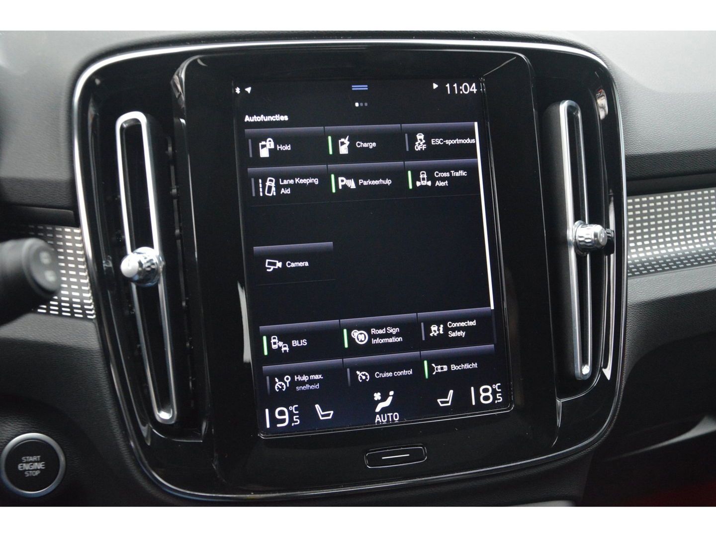 Volvo XC40 T5 Hybride Inscription | Panoramadak | 360° Camera | Harman/Kardon | Stoel + Stuur Verwarming | BLIS | VOC |