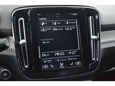 Volvo XC40 T5 Hybride Inscription | Panoramadak | 360° Camera | Harman/Kardon | Stoel + Stuur Verwarming | BLIS | VOC |