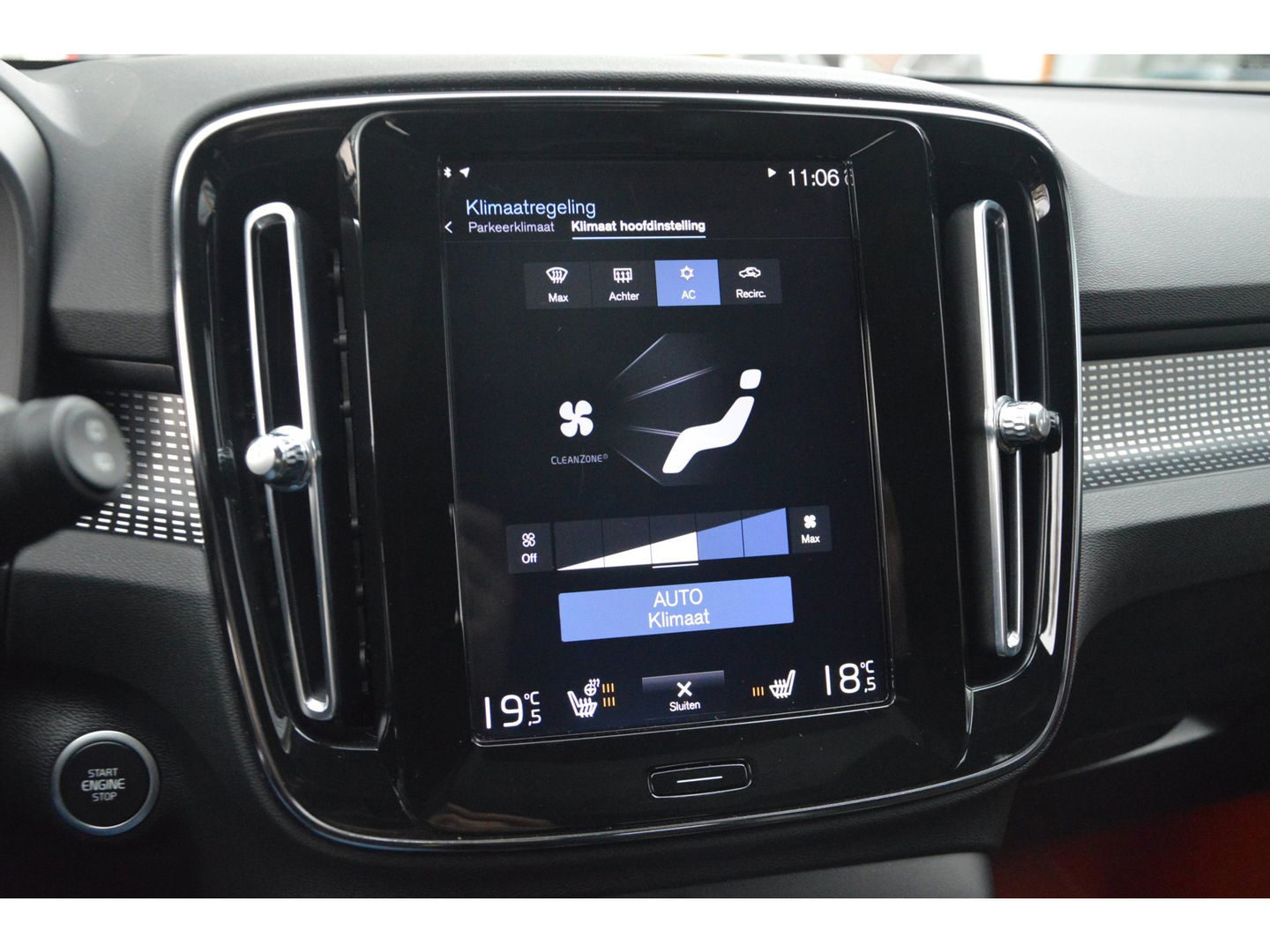 Volvo XC40 T5 Hybride Inscription | Panoramadak | 360° Camera | Harman/Kardon | Stoel + Stuur Verwarming | BLIS | VOC |