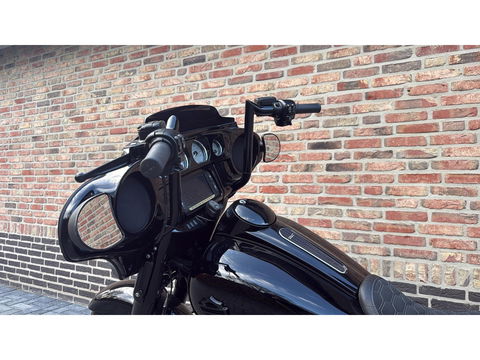 Harley Davidson 103 FLHX Street Glide Streetglide CVO Blackout