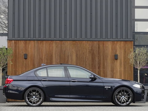 BMW 5 Serie 520i 184PK / M-sport / I-drive / LCI *NAP*