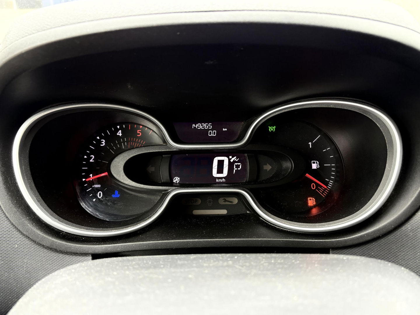 Renault Trafic 2.0 dCi 170pk EDC L2H1 Black Edition | BW LEASE EDITION | MARGE | SPOILERS | STEPS | LMV |