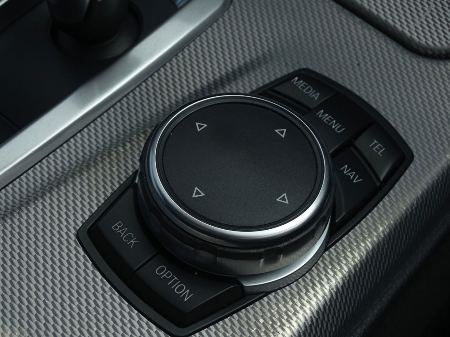 BMW 5 Serie 520i 184PK / M-sport / I-drive / LCI *NAP*