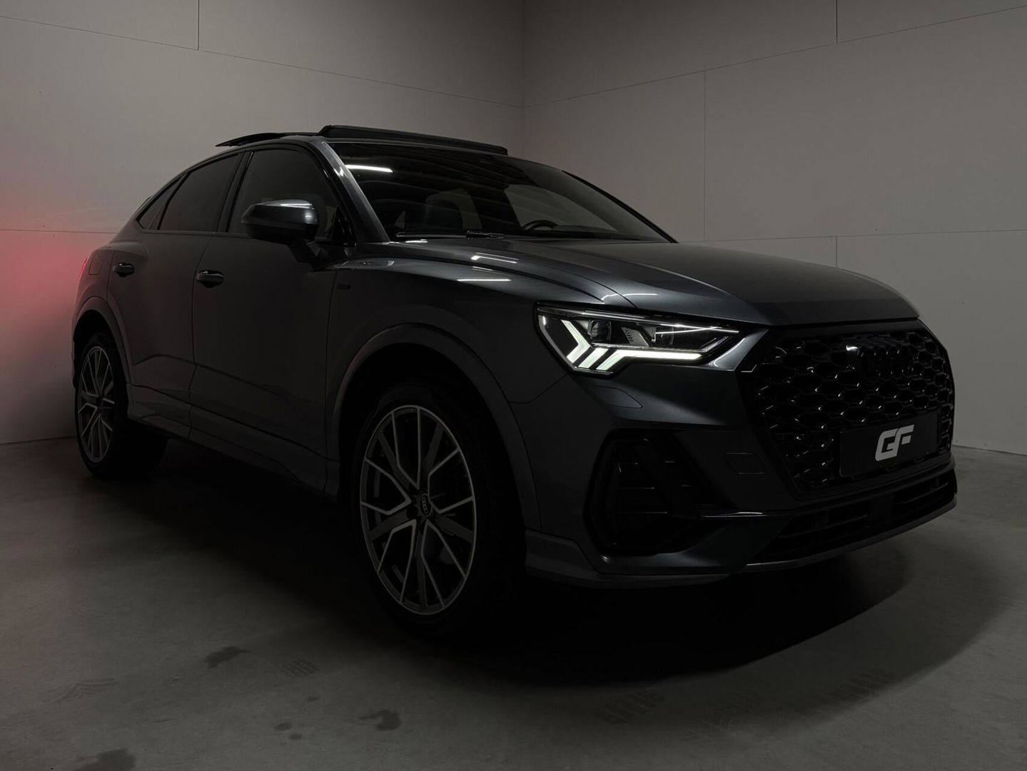 Audi Q3 Sportback 45 TFSIe Black Edition S-line Pano Sonos Memory ACC