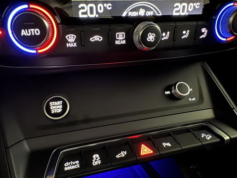 Audi Q3 Sportback 45 TFSIe Black Edition S-line Pano Sonos Memory ACC