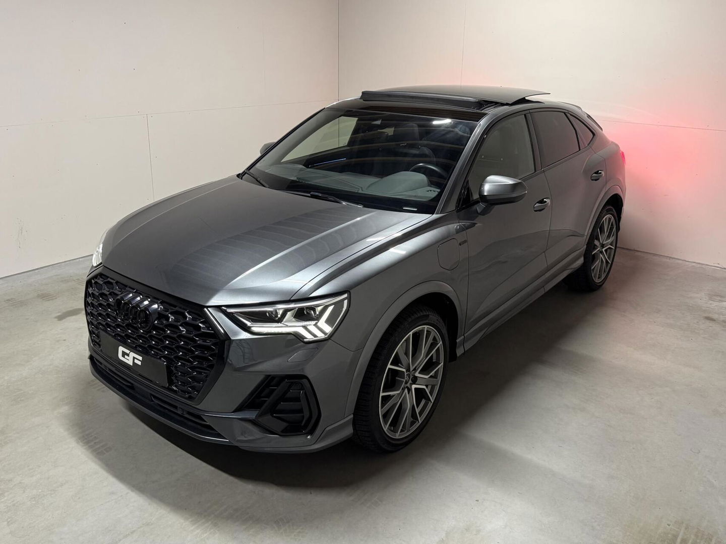 Audi Q3 Sportback 45 TFSIe Black Edition S-line Pano Sonos Memory ACC