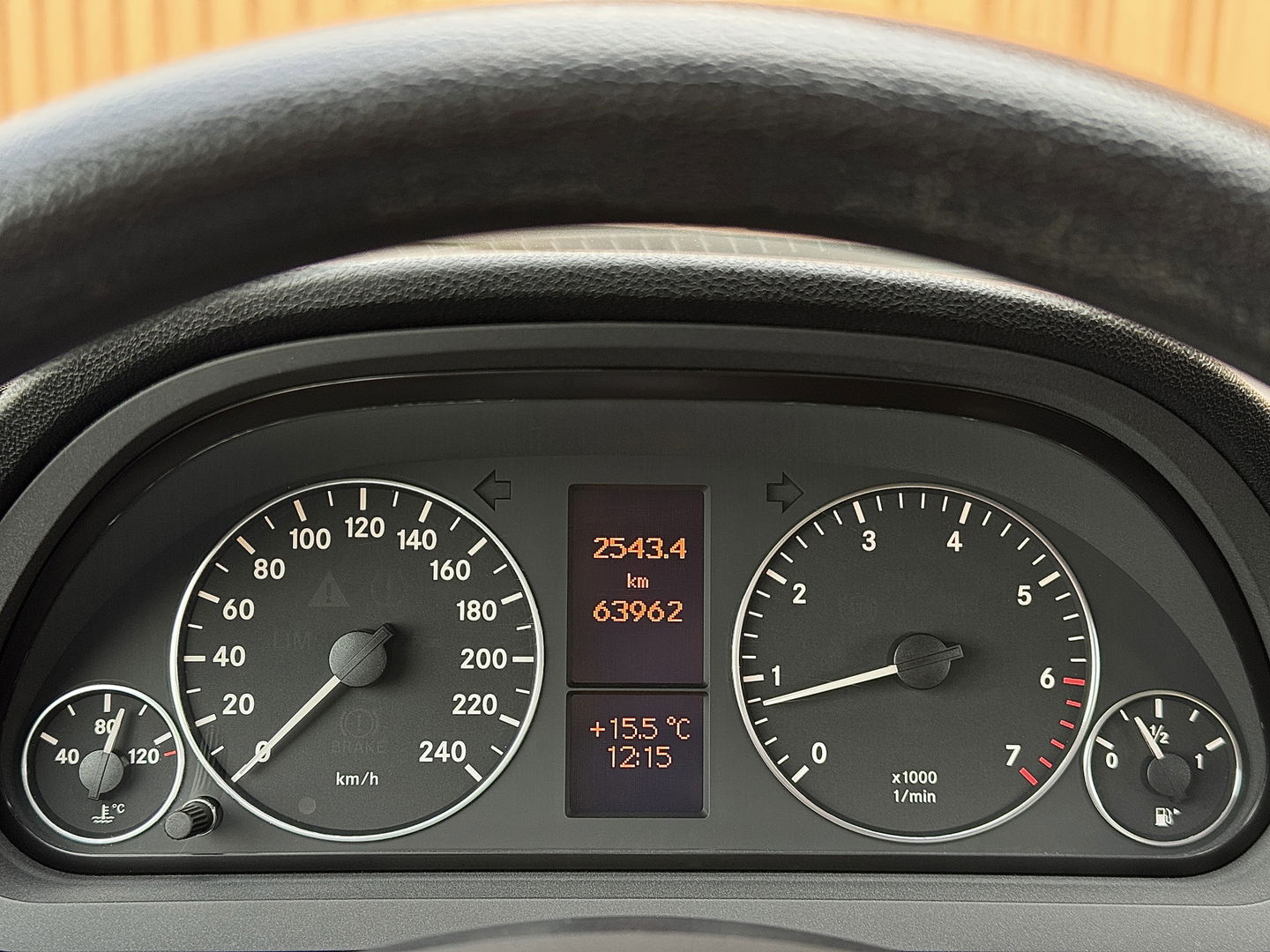 Mercedes-Benz A-Klasse 160 BlueEFF Business Class | Unieke Kilometerstand! | Origineel Nederlands | Bluetooth | Airconditioning | Multifunctioneel Stuurwiel | Automatische Verlichting | Elektrische Spiegels |