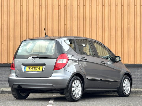 Mercedes-Benz A-Klasse 160 BlueEFF Business Class | Unieke Kilometerstand! | Origineel Nederlands | Bluetooth | Airconditioning | Multifunctioneel Stuurwiel | Automatische Verlichting | Elektrische Spiegels |