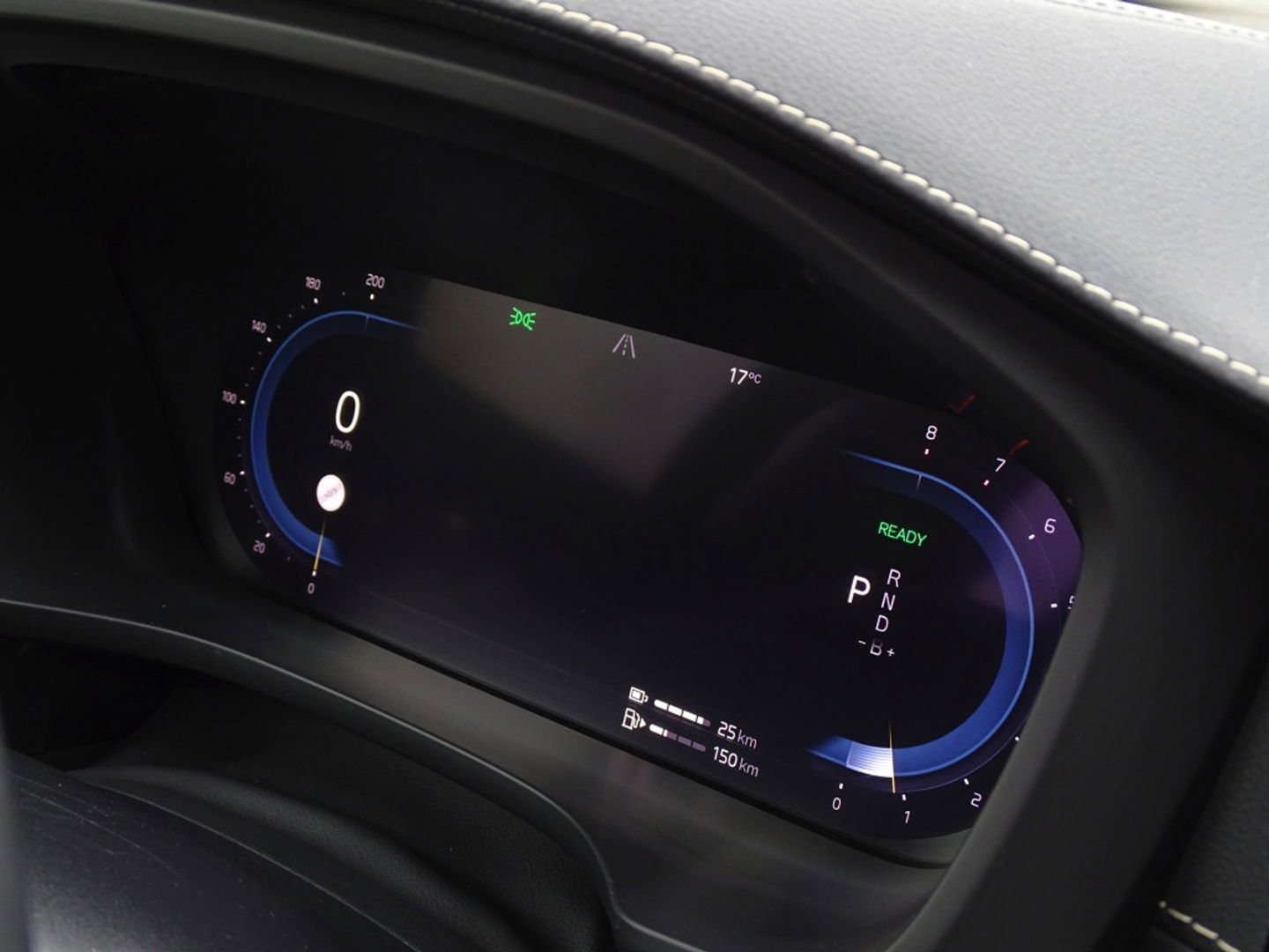 Volvo XC60 T6 Recharge 350PK automaat / R-Design / LED