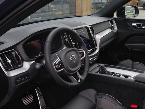 Volvo XC60 T6 Recharge 350PK automaat / R-Design / LED