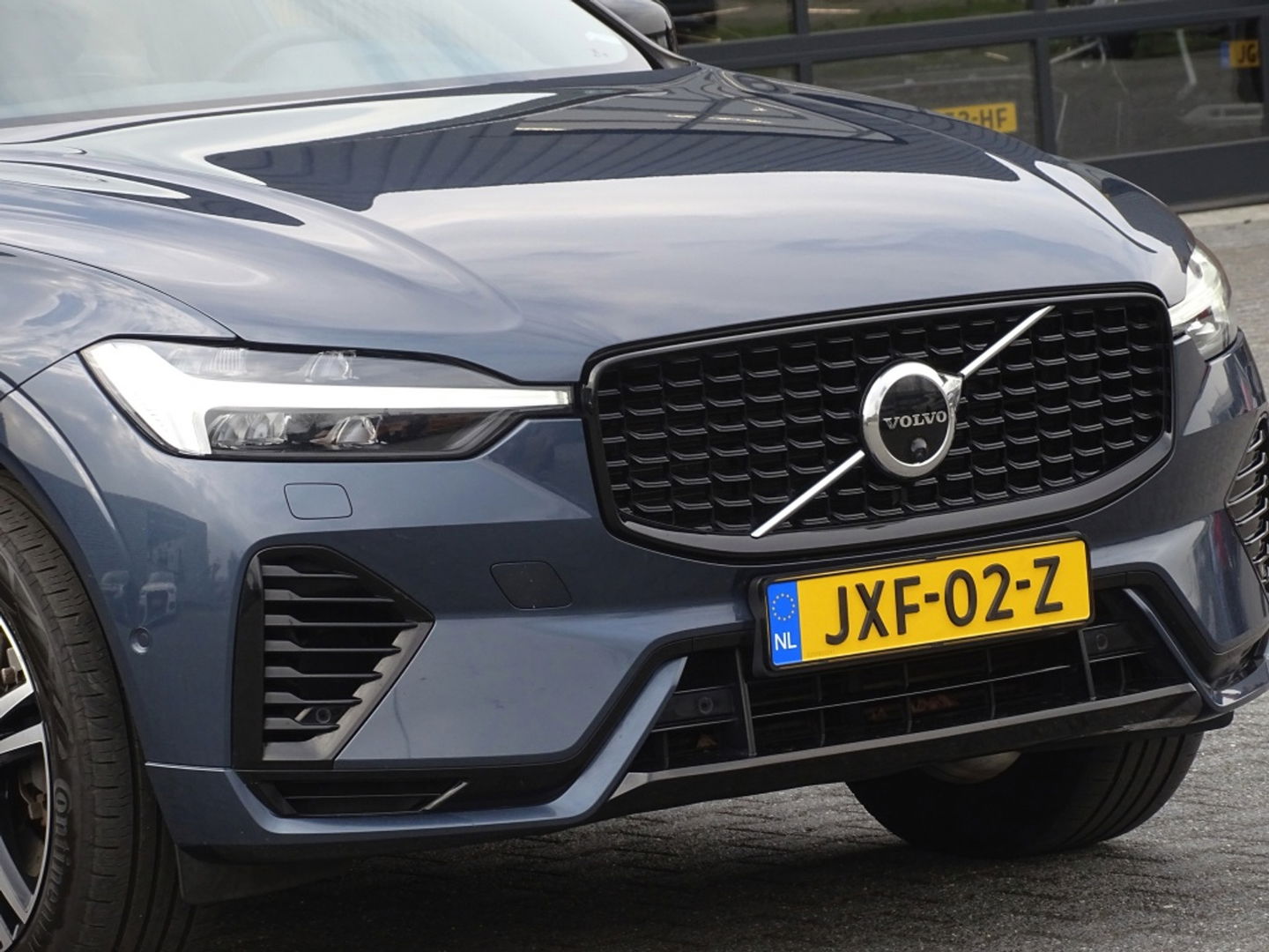 Volvo XC60 T6 Recharge 350PK automaat / R-Design / LED