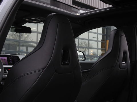 BMW 1-serie 118i High Executive / M-Sport/ M-Perfomance/ Pano / 140pk