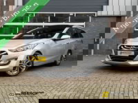 Hyundai i30 - Wagon 1.6 GDi Go! Panodak Navi Camera Climate Winterset