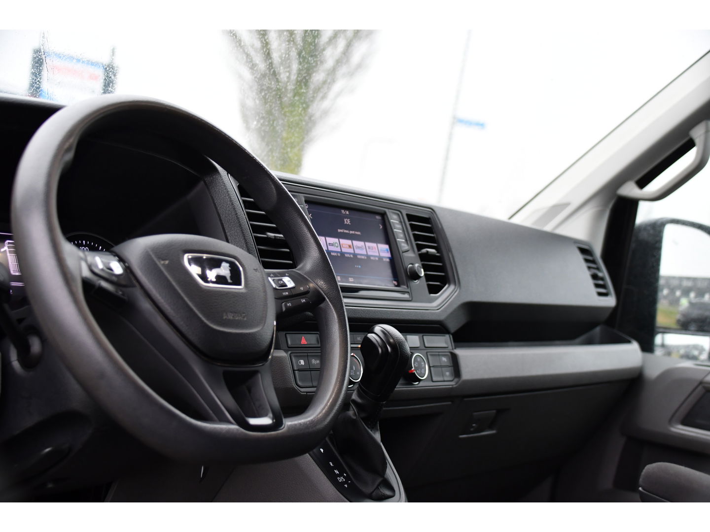 MAN TGE 30 2.0 L3H2 Black Edition Camera, Cruise, Carplay, LED, Automaat, 177pk, Trekhaak, Geveerde stoel, Sensoren, Uniek!